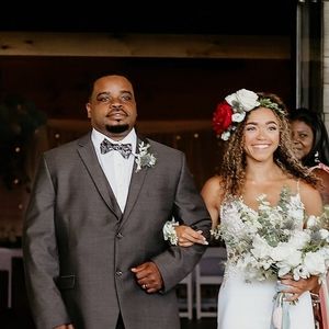 Meet your Posher, Dee